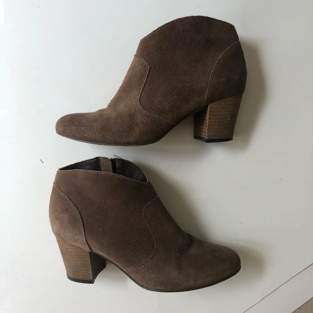 Steve Madden Harlee brown leather casual booties